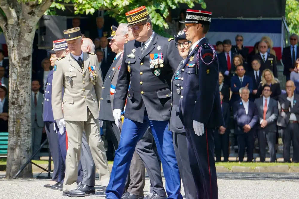 Adjudant de gendarmerie : grade, missions et salaire (2026)